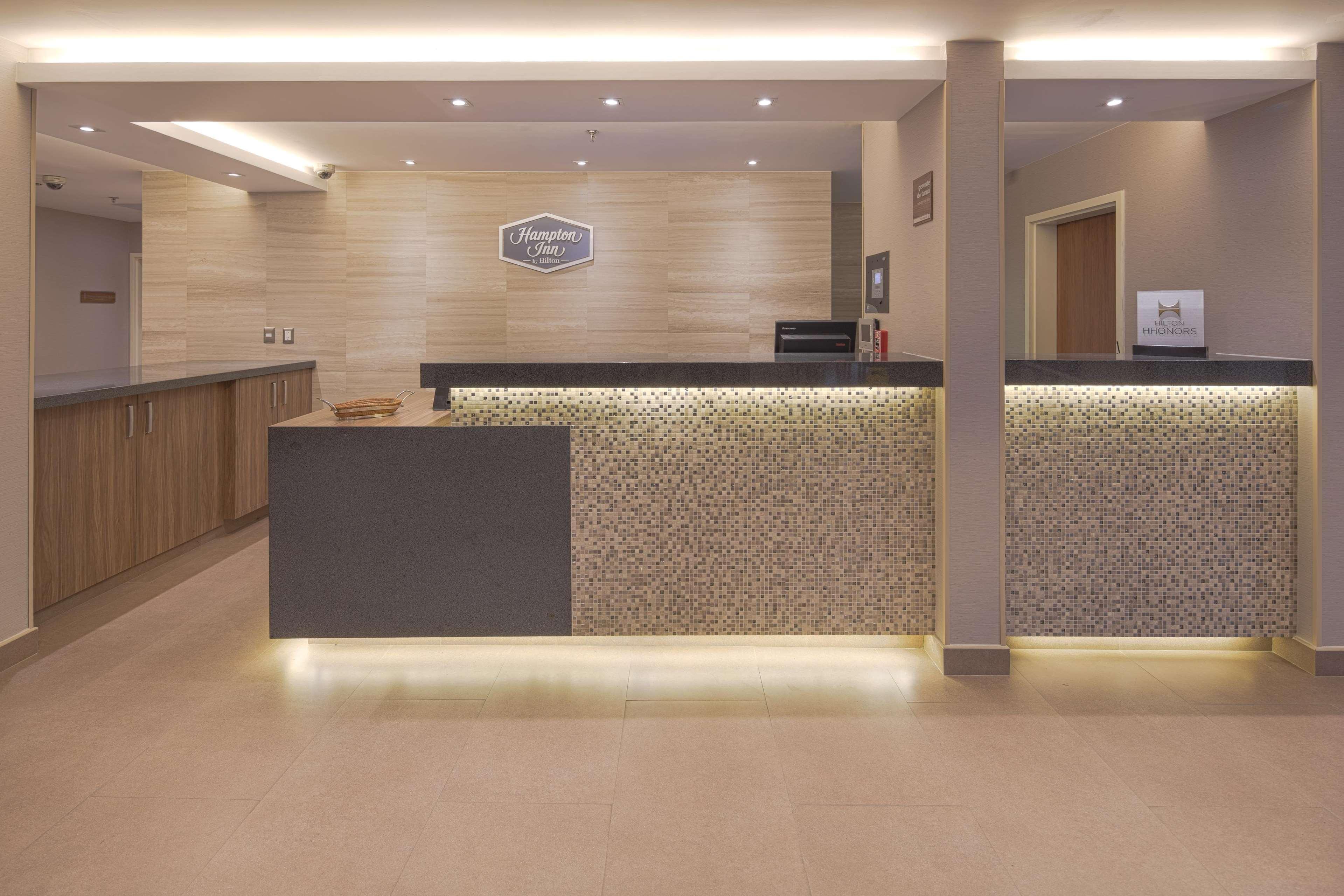 Hampton By Hilton Monterrey Galerias Obispado Εξωτερικό φωτογραφία