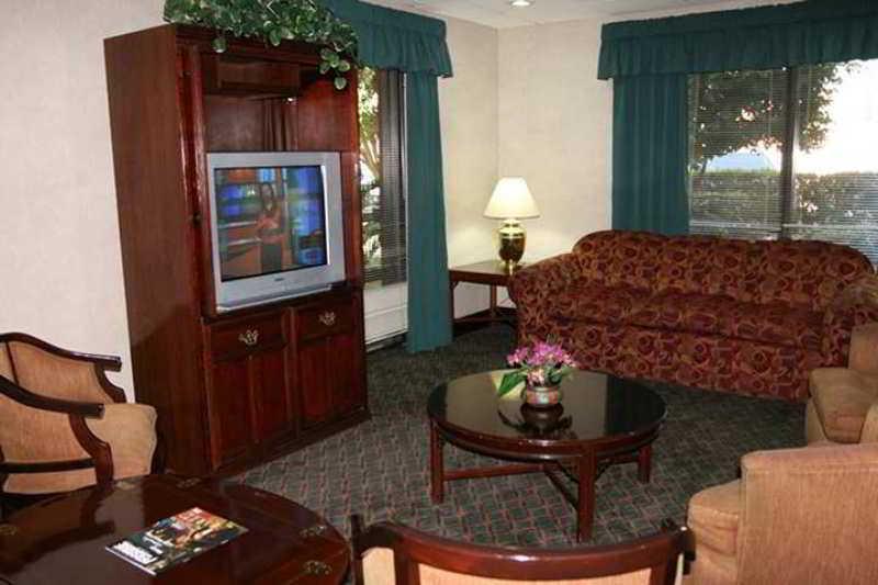 Hampton By Hilton Monterrey Galerias Obispado Εστιατόριο φωτογραφία