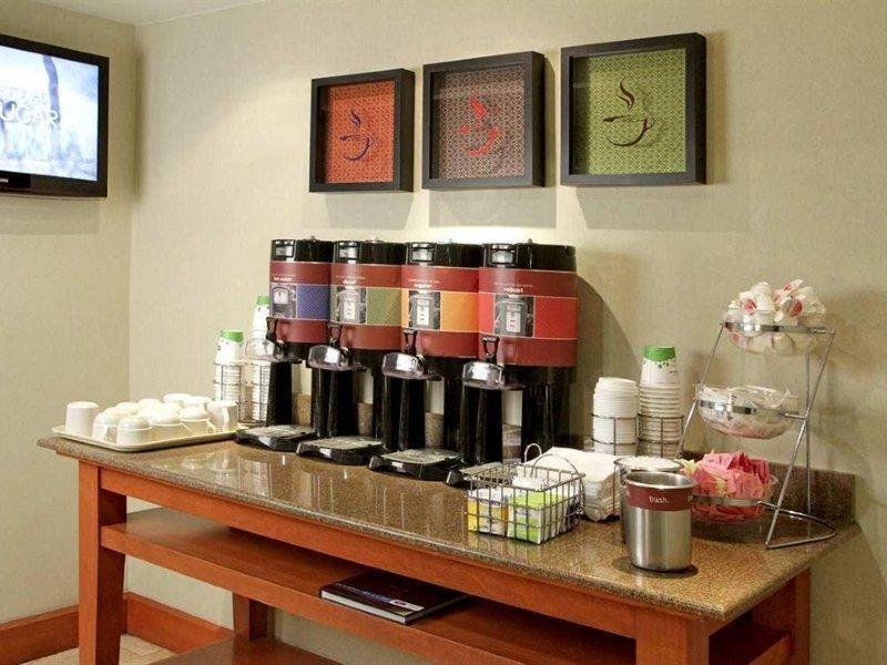 Hampton By Hilton Monterrey Galerias Obispado Εξωτερικό φωτογραφία