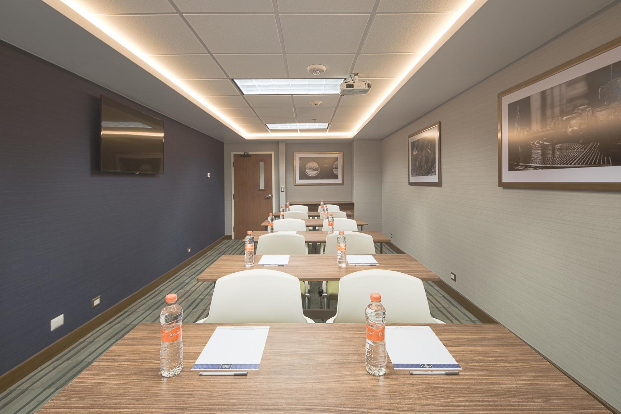 Hampton By Hilton Monterrey Galerias Obispado Εξωτερικό φωτογραφία
