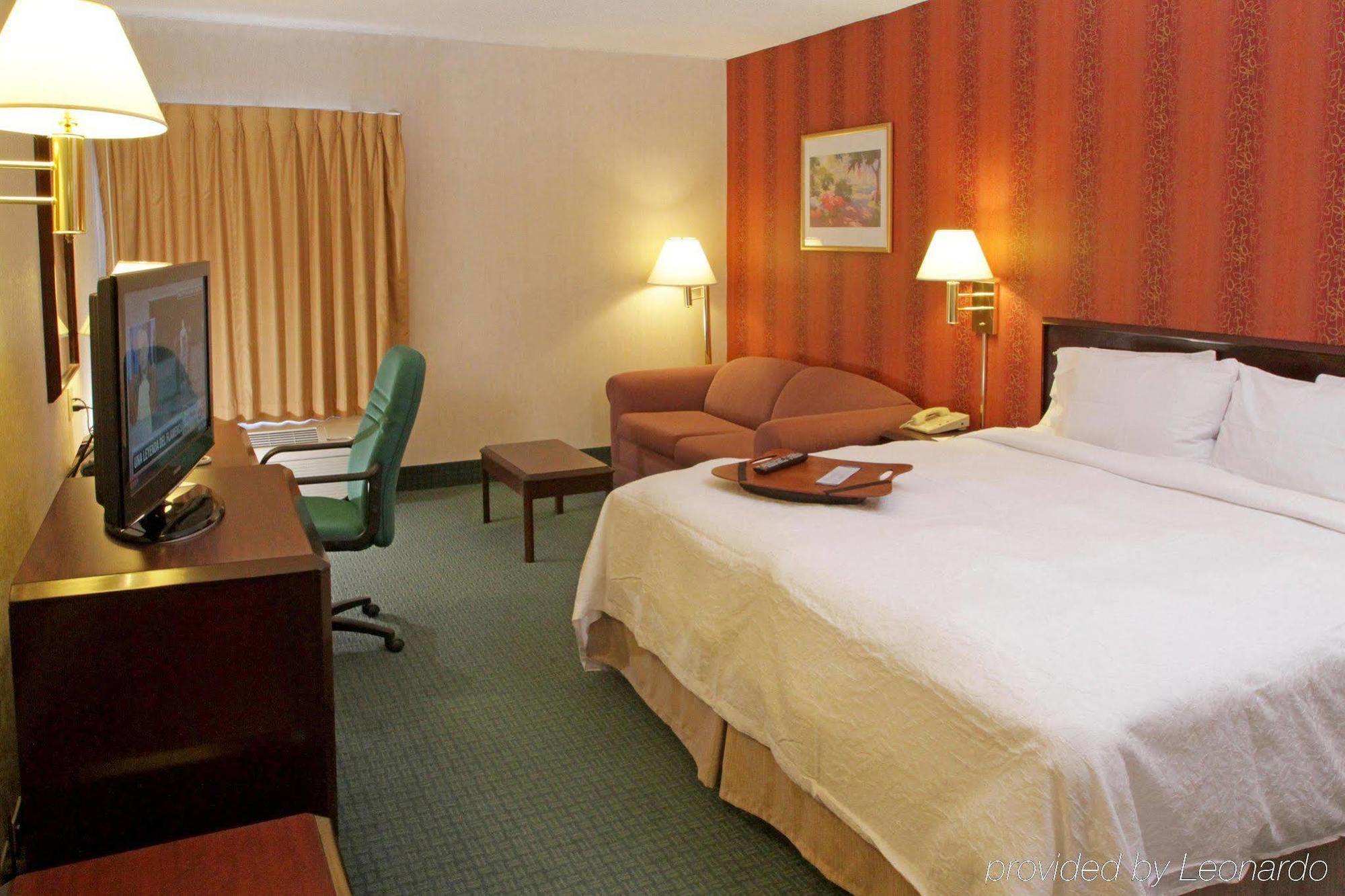 Hampton By Hilton Monterrey Galerias Obispado Εξωτερικό φωτογραφία