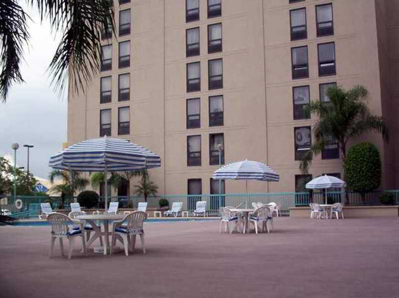 Hampton By Hilton Monterrey Galerias Obispado Εξωτερικό φωτογραφία